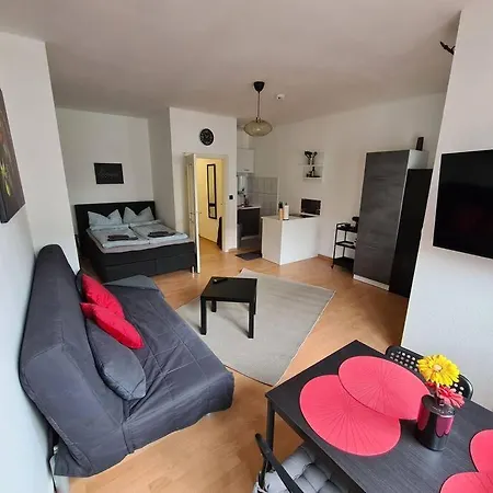 Black Beauty Im Zentrum Von Lejlighed